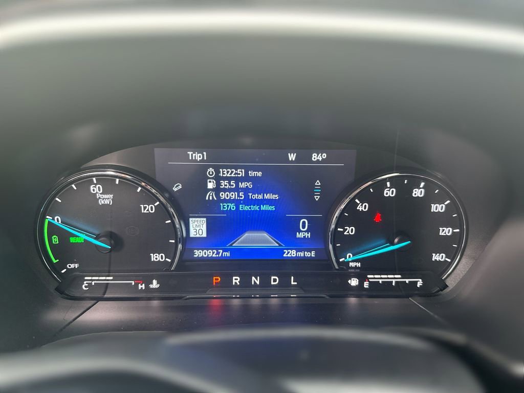 Used 2021 Ford Escape SE w/ SE Sport Appearance Package image 10