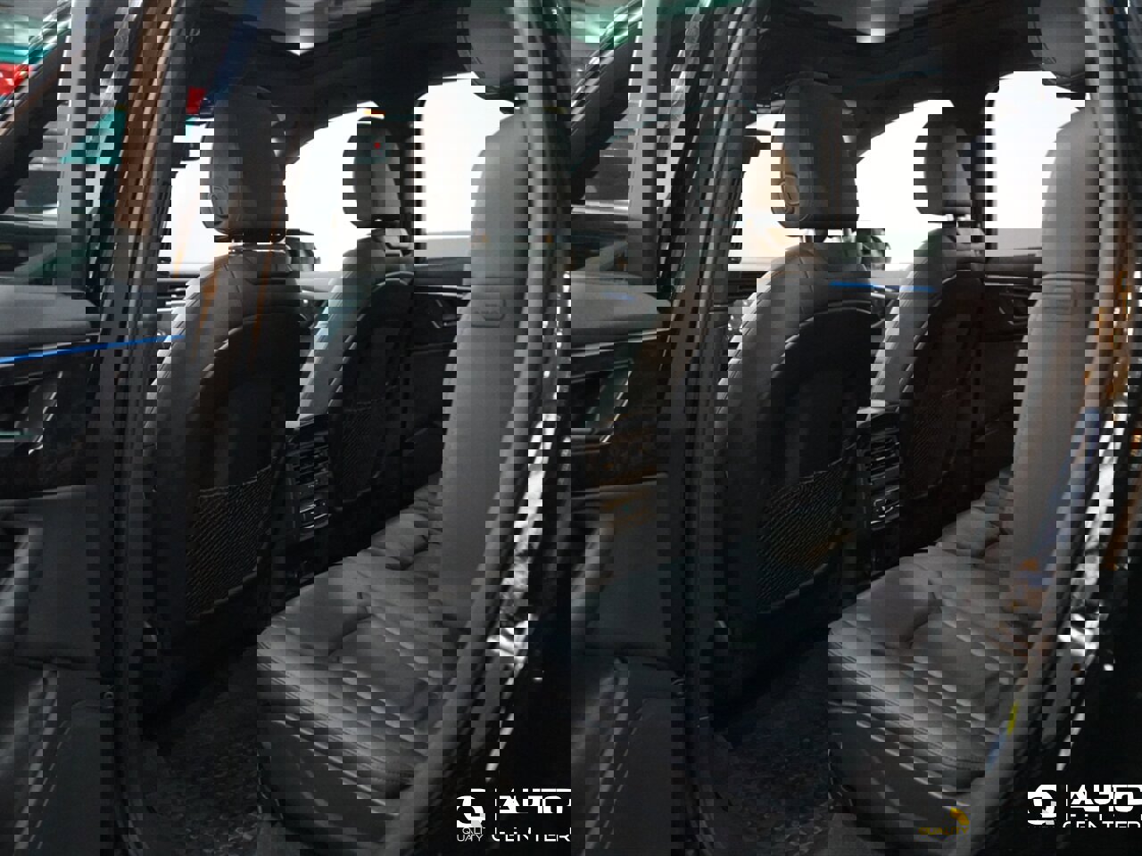 Used 2022 Audi Q7 image 31