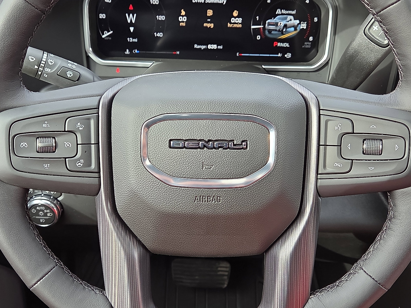 New 2026 GMC Sierra 3500 Denali Ultimate w/ LPO, Black Badging Package AWD/4WD image 12