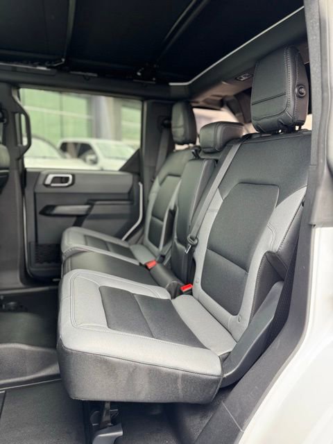 Certified 2024 Ford Bronco Black Diamond image 23