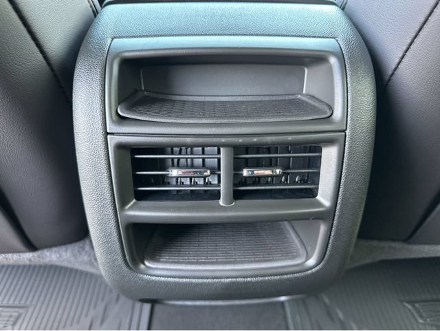 New 2025 Cadillac XT5 Premium Luxury FWD image 16