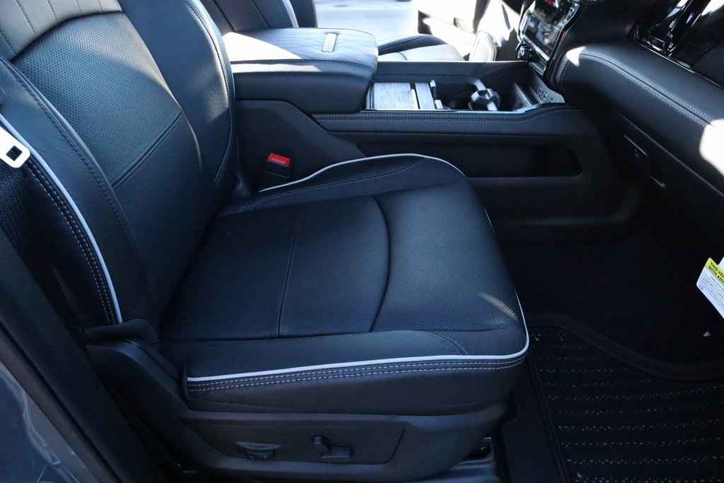 New 2026 RAM 3500 Limited image 14