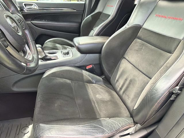 Used 2017 Jeep Grand Cherokee Trailhawk AWD/4WD image 19