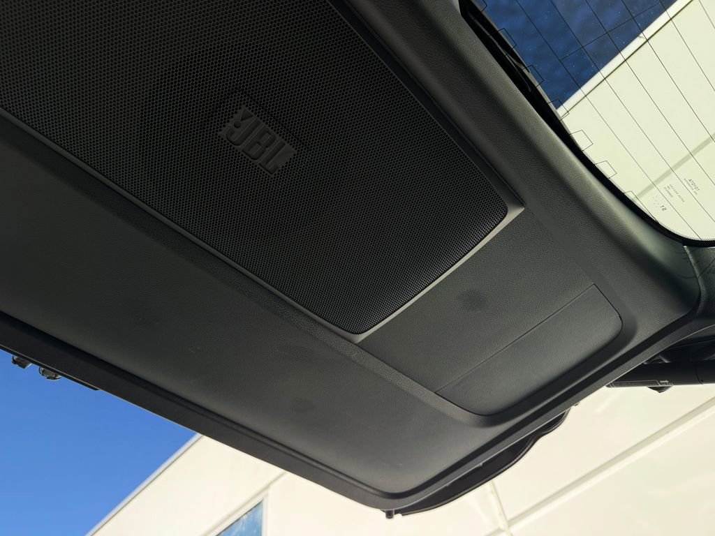 Used 2024 Toyota Sienna XSE image 36