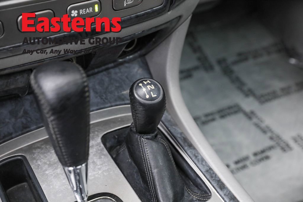 Used 2005 Toyota Land Cruiser image 22