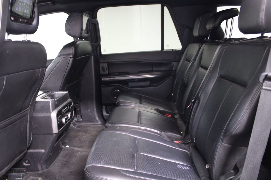 Used 2018 Ford Expedition XLT w/ Equipment Group 202A image 21