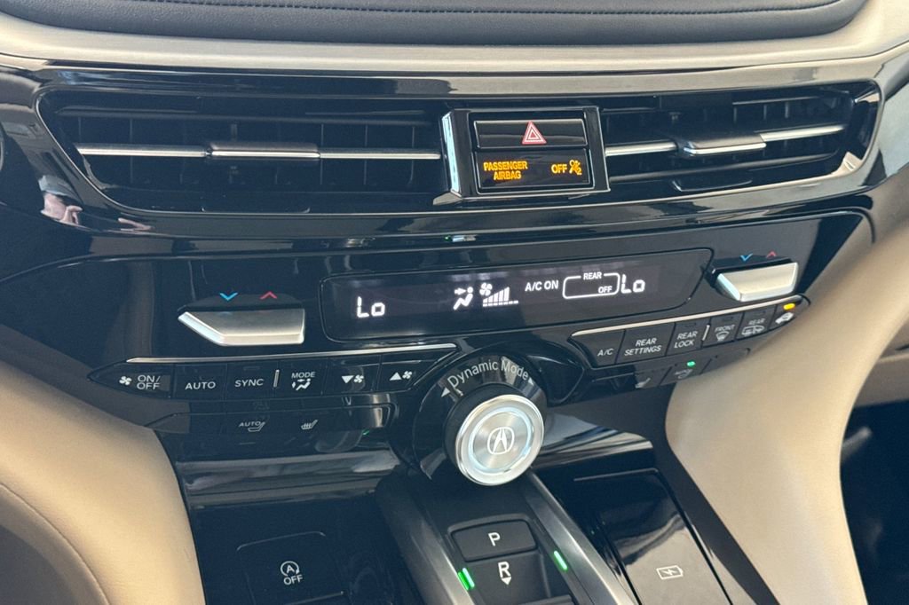 Certified 2025 Acura MDX w/ Technology Package image 28