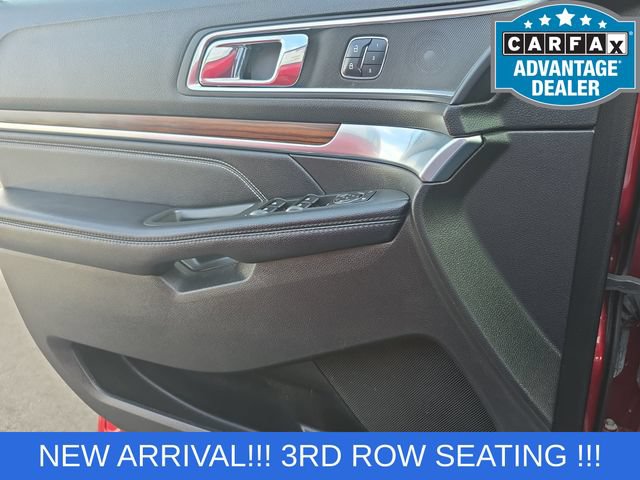 Used 2017 Ford Explorer Limited w/ Equipment Group 303A AWD/4WD image 13