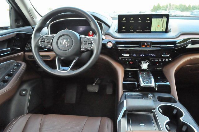 Used 2023 Acura MDX SH-AWD w/ Technology Package image 19