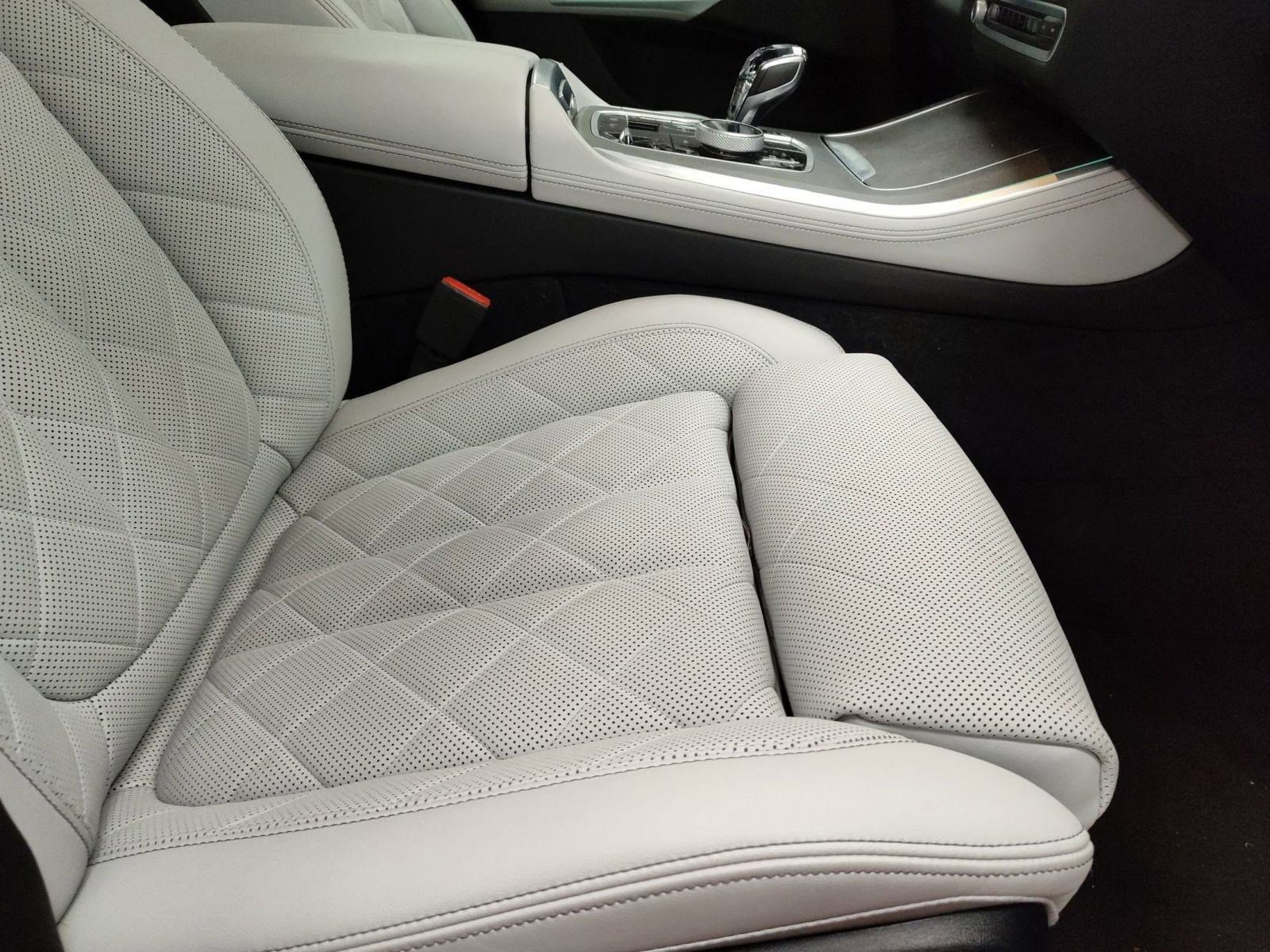 Certified 2023 BMW X5 xDrive45e w/ Executive Package image 28