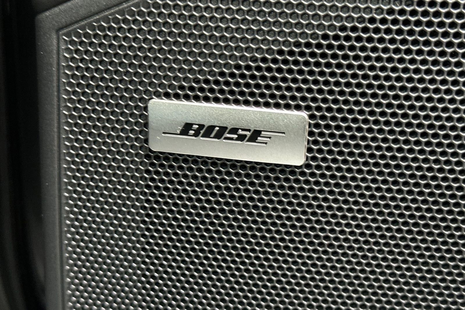 New 2026 Porsche Cayenne Coupe image 36