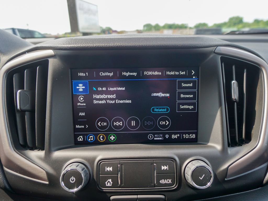 Used 2022 GMC Terrain AT4 image 25