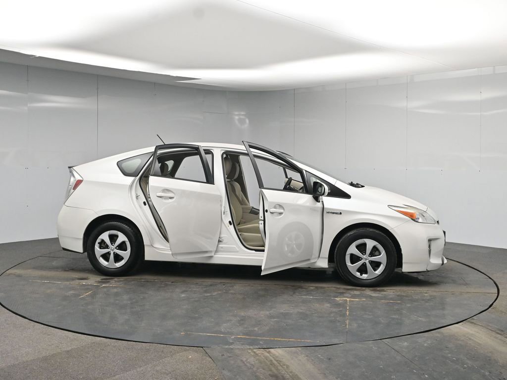 Used 2014 Toyota Prius Two image 42