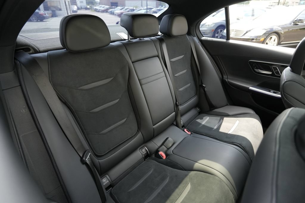 Used 2024 Mercedes-Benz C 63 AMG S image 34