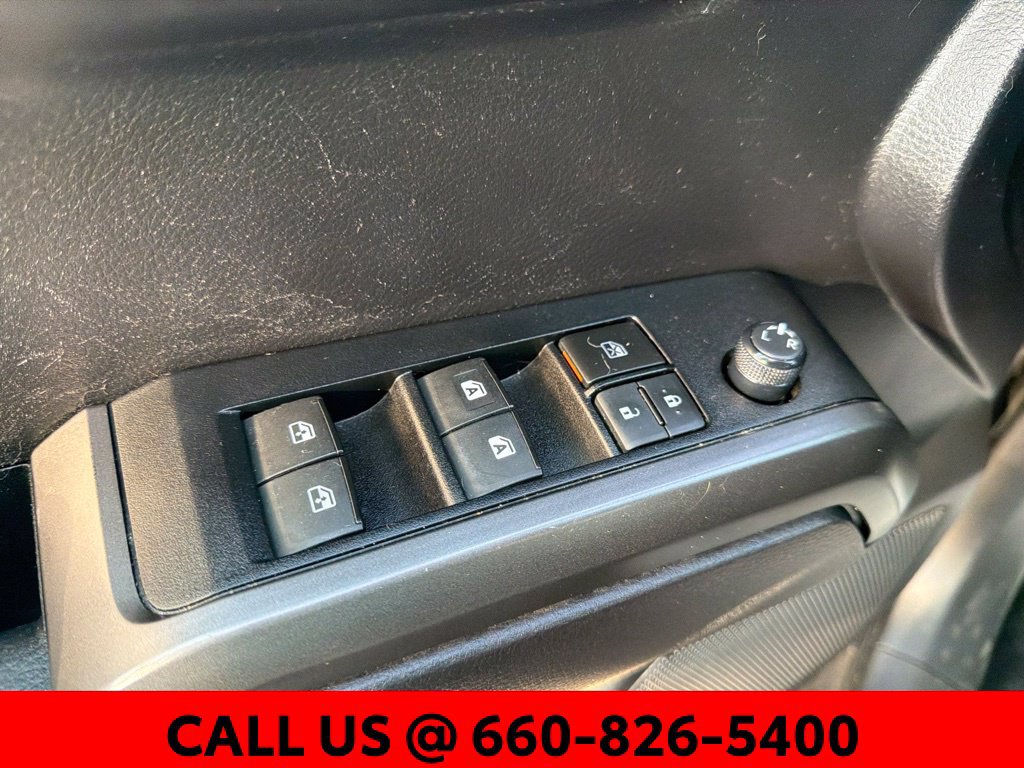 Used 2020 Toyota Tacoma TRD Sport w/ Technology Package AWD/4WD image 32