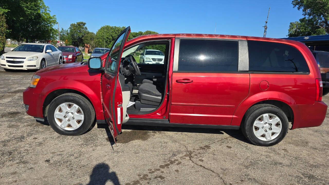 Used 2009 Dodge Grand Caravan SE w/ Climate Group FWD image 3