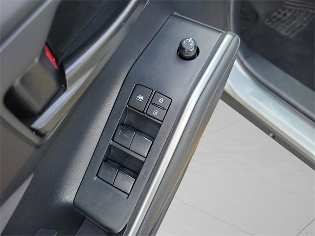 Used 2023 Toyota Highlander LE image 15