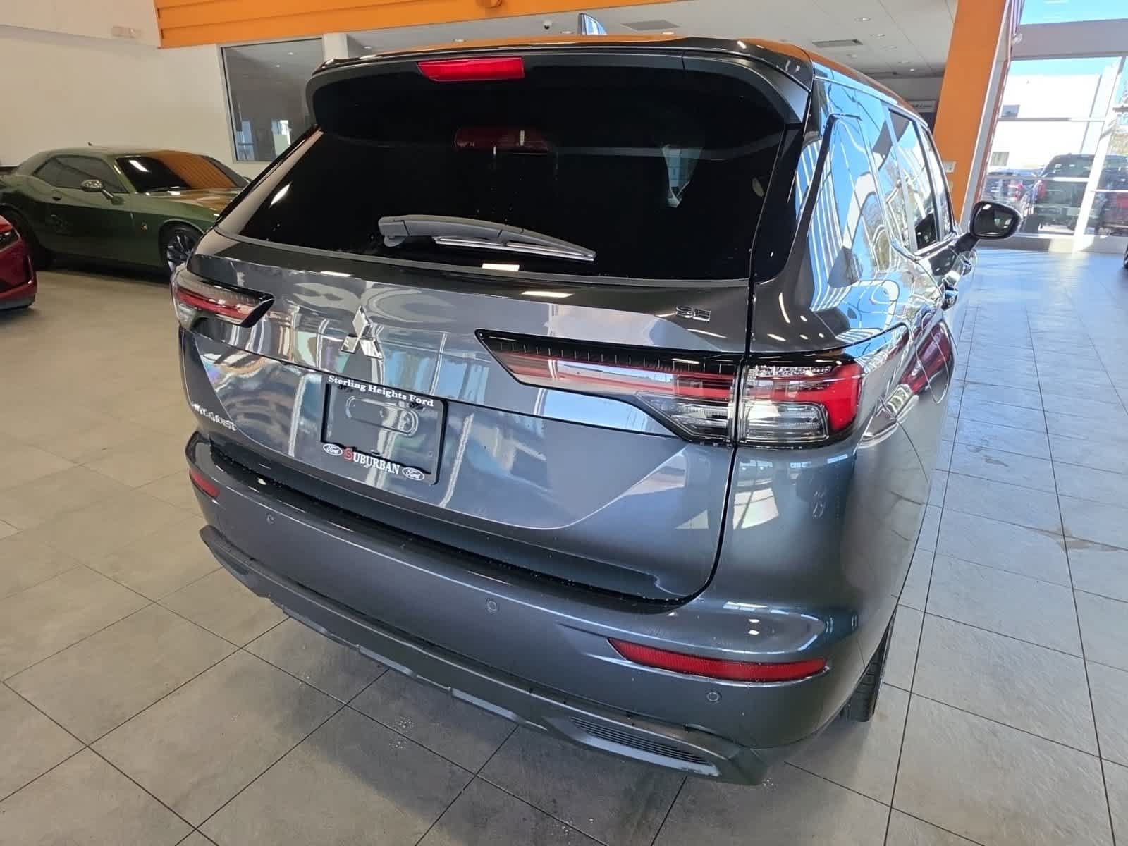 Used 2026 Mitsubishi Outlander SE FWD image 9