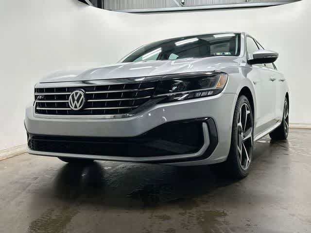 Certified 2020 Volkswagen Passat 2.0T R-Line FWD image 27