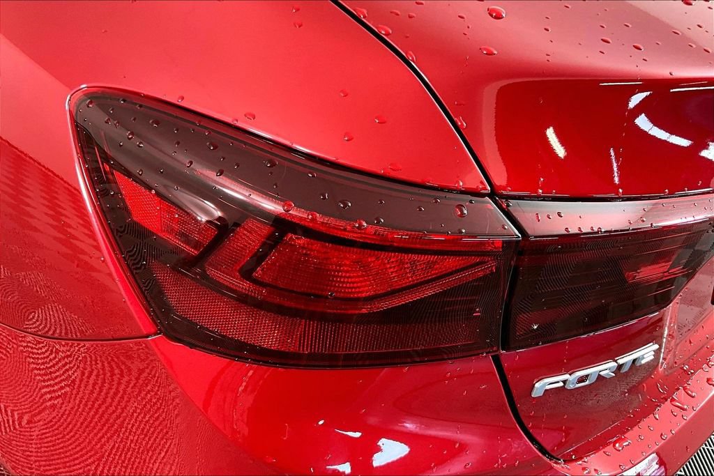 Used 2024 Kia Forte LXS FWD image 22