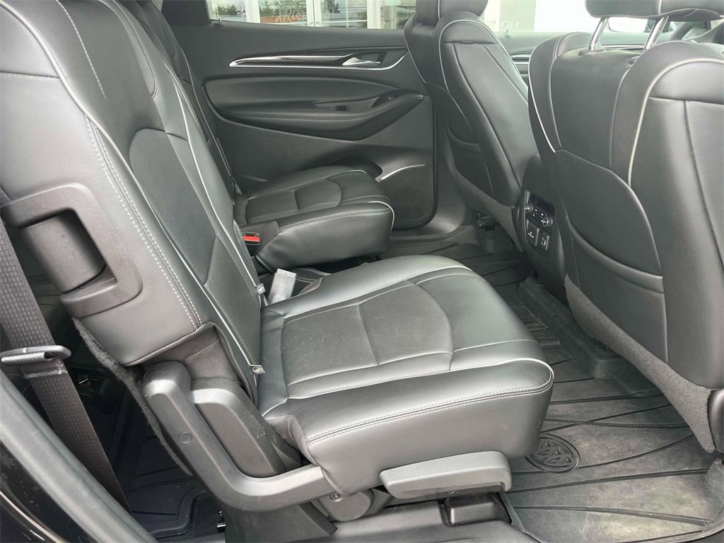 Used 2020 Buick Enclave Avenir w/ Avenir Technology Package image 21