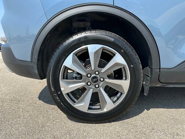 Used 2025 Ford Escape Platinum AWD/4WD image 8