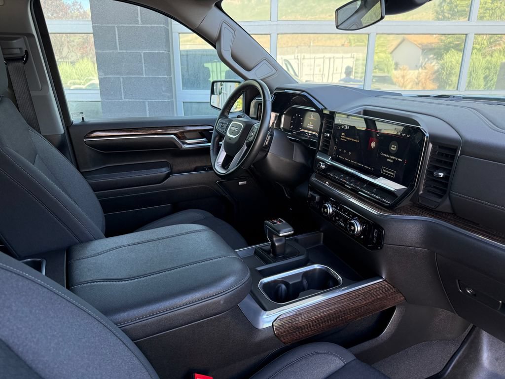 Used 2024 GMC Sierra 1500 Elevation w/ Preferred Package AWD/4WD image 46