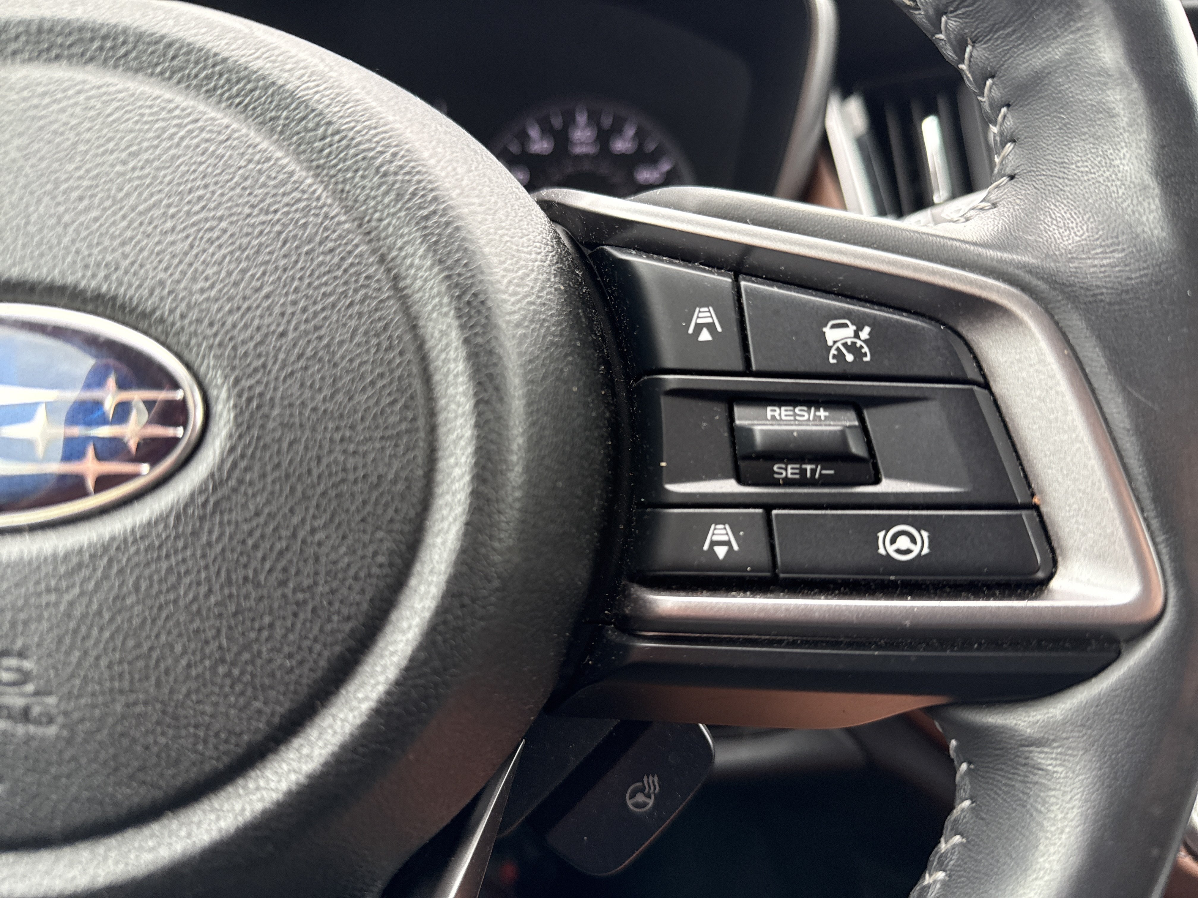 Used 2023 Subaru Outback Touring AWD/4WD image 19