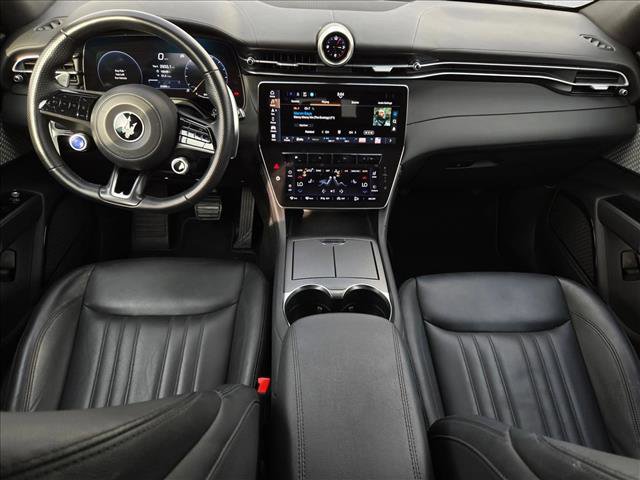 Used 2024 Maserati Grecale GT image 17