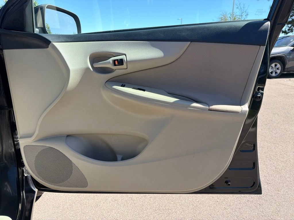 Used 2013 Toyota Corolla L w/ Protection Pkg FWD image 11