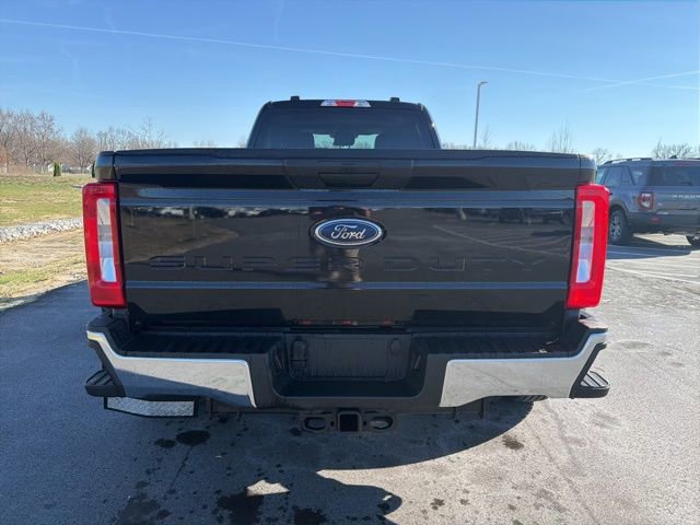 Certified 2025 Ford F350 XLT image 10