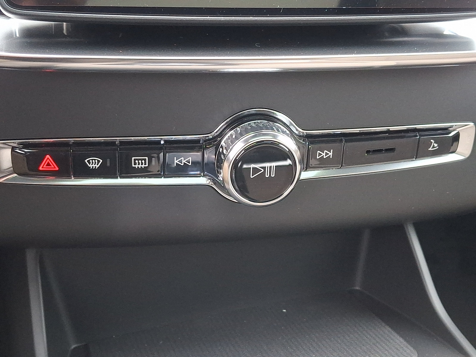 New 2027 Volvo XC90 T8 Ultra AWD/4WD image 13