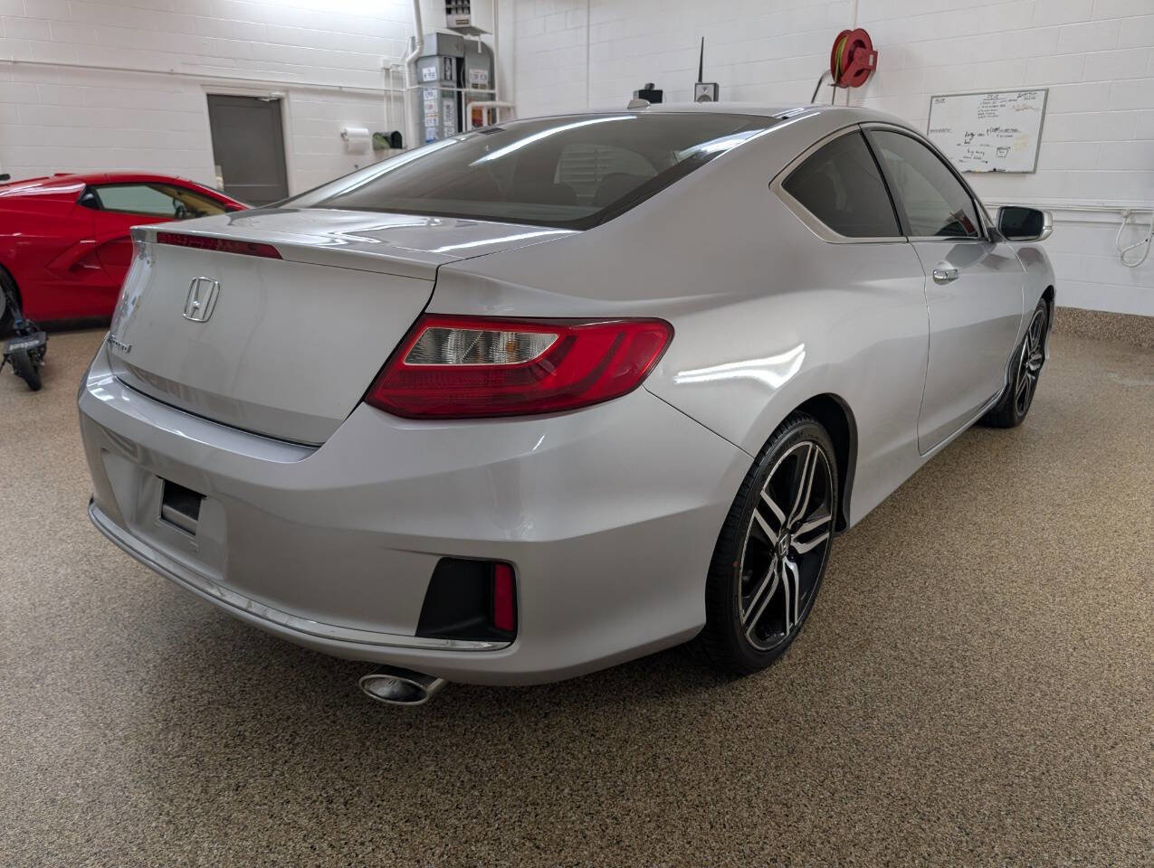 Used 2014 Honda Accord EX image 4