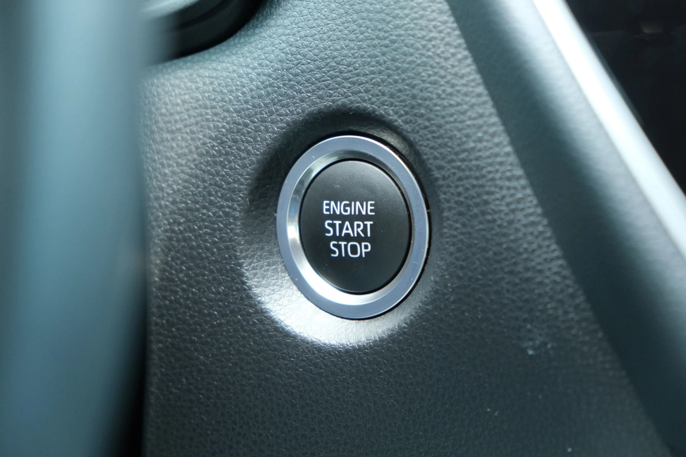 Used 2025 Toyota Corolla SE image 41