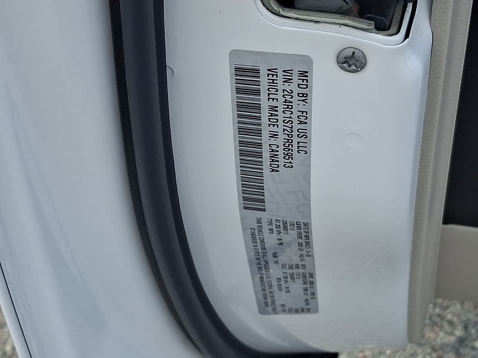 Used 2023 Chrysler Pacifica Limited FWD image 25