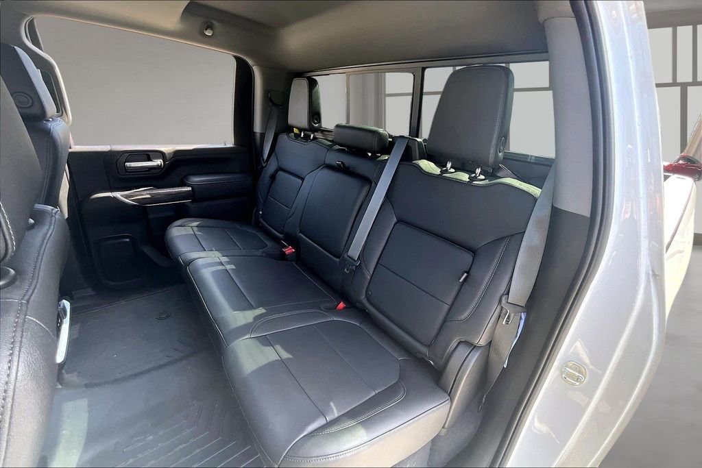 Used 2022 Chevrolet Silverado 2500 LTZ w/ LTZ Plus Package image 23