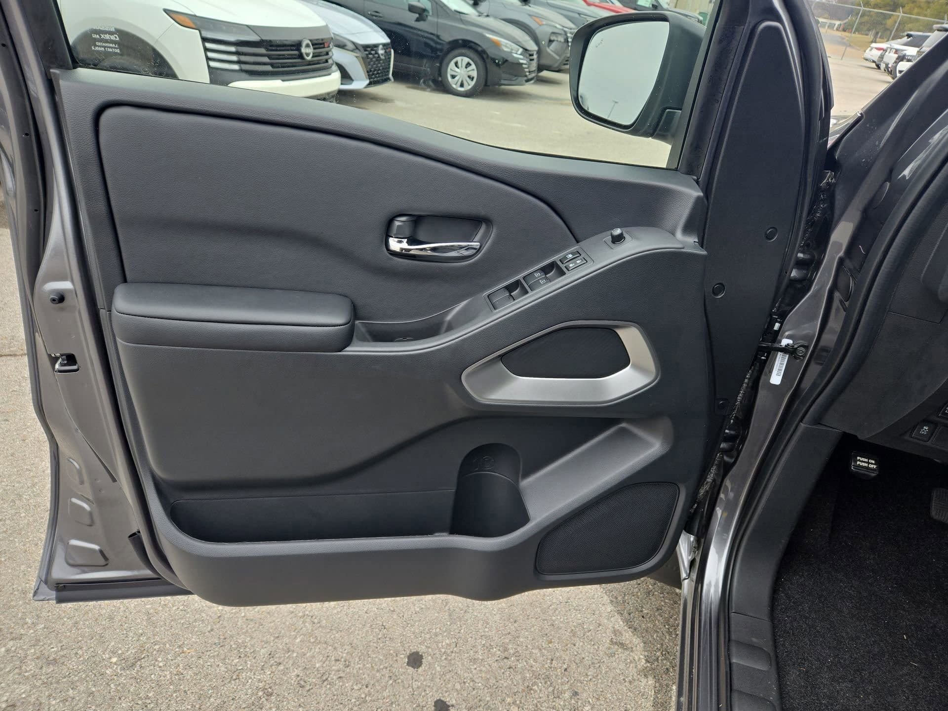 New 2026 Nissan Frontier SV w/ All-Weather Content Package AWD/4WD image 11