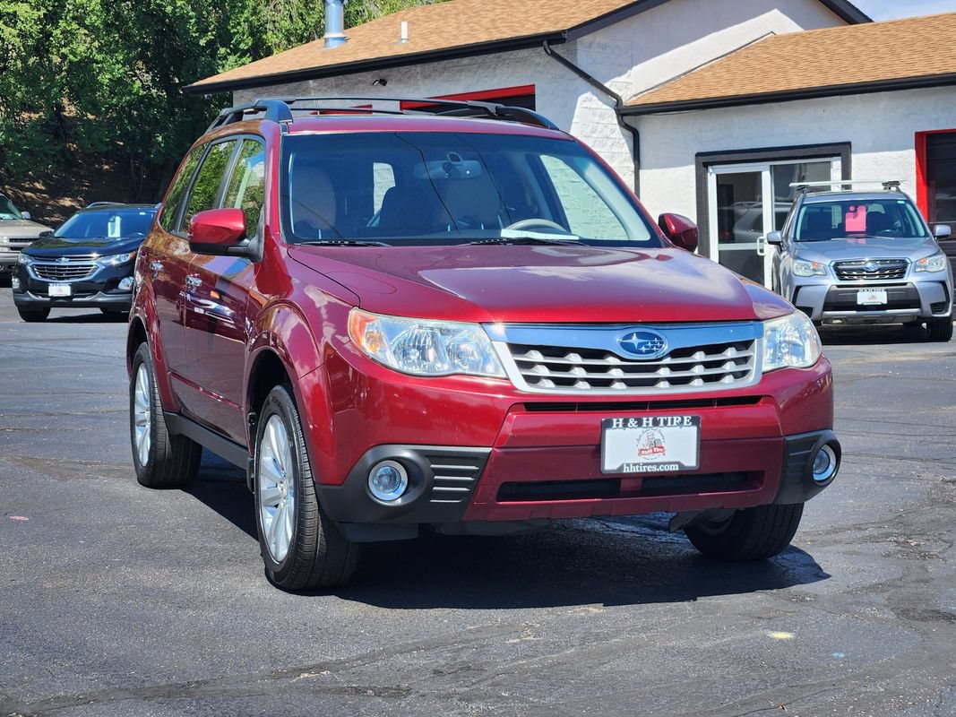 Used 2011 Subaru Forester 2.5X Limited w/ Utility Pkg AWD/4WD image 7