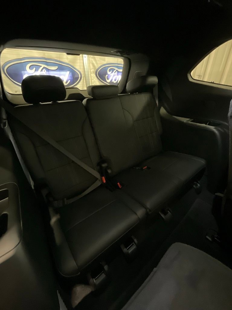 Used 2026 Buick Enclave Avenir w/ Super Cruise Package image 13