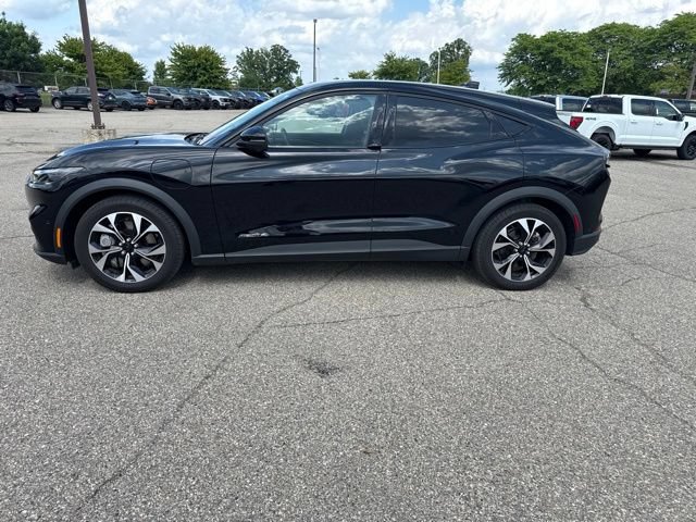 Used 2024 Ford Mustang Mach-E Select AWD/4WD image 3