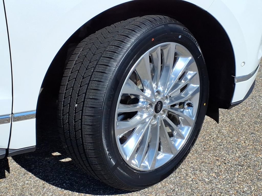Certified 2024 Ford Edge Titanium w/ Titanium Elite Package AWD/4WD image 9
