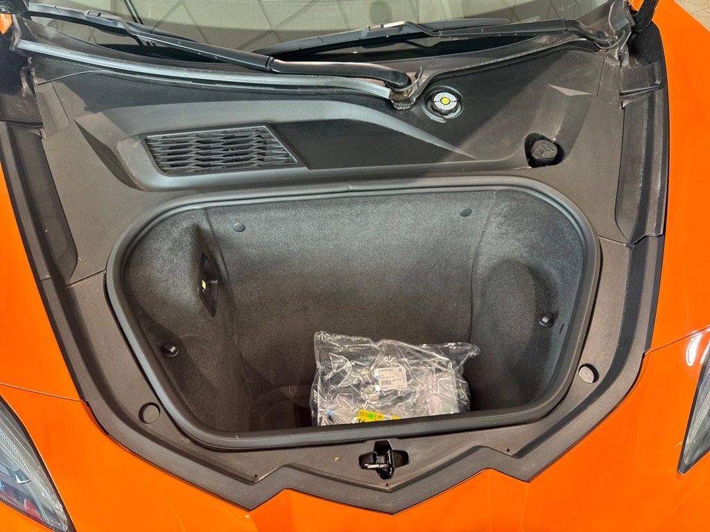 Used 2024 Chevrolet Corvette Stingray Coupe w/ Z51 Performance Package image 4