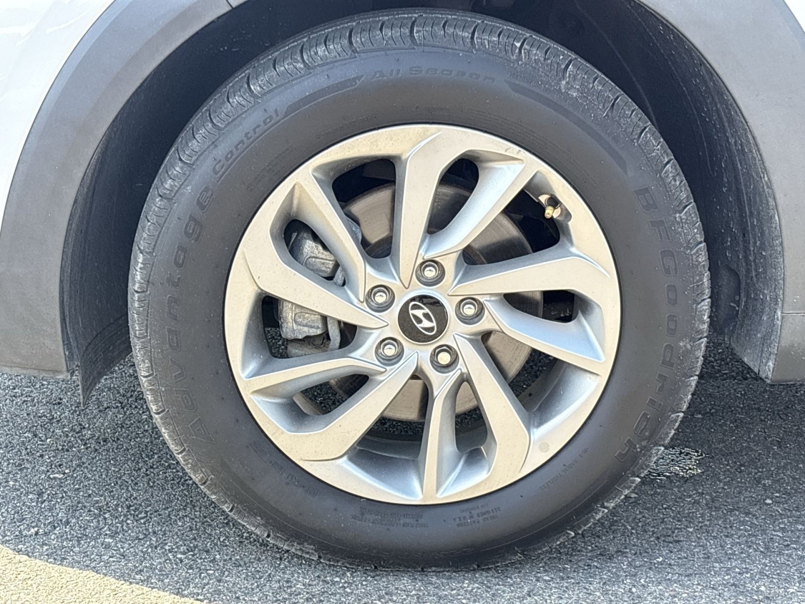 Used 2017 Hyundai Tucson SE w/ SE Popular Package 02 AWD/4WD image 12