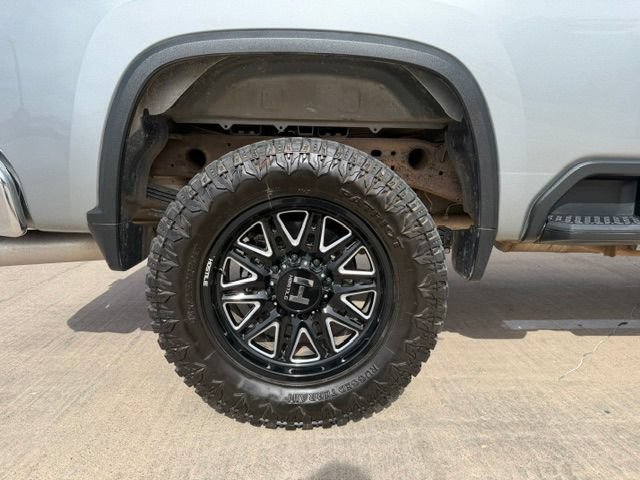 Used 2024 Chevrolet Silverado 2500 LT AWD/4WD image 10