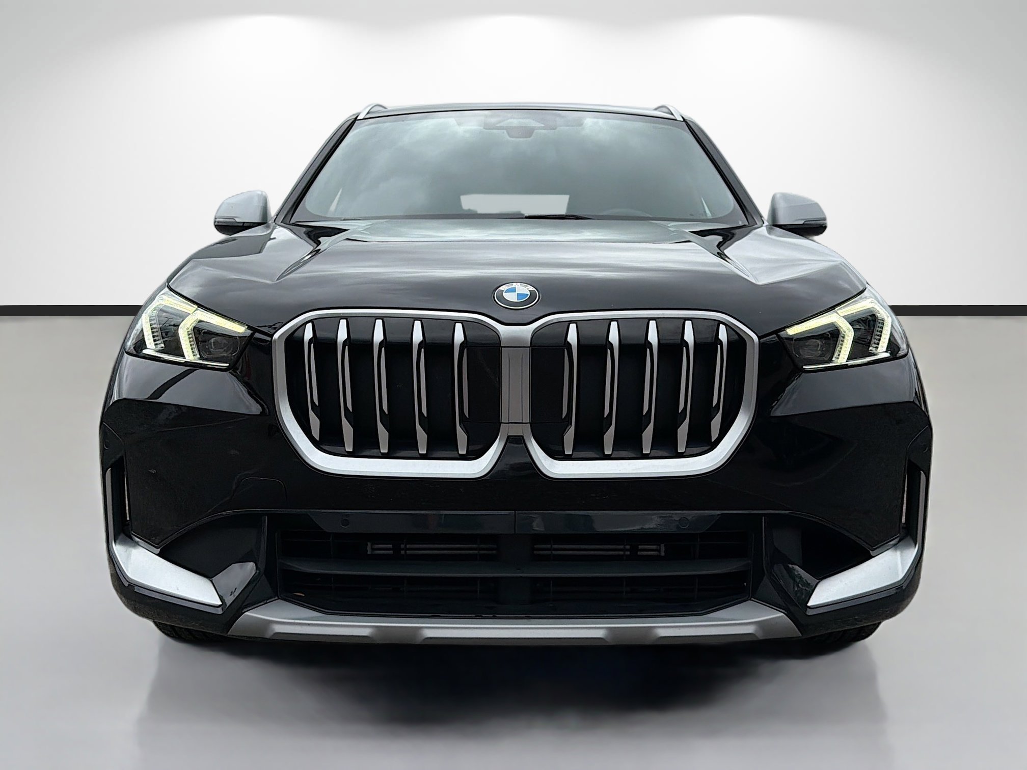Used 2023 BMW X1 xDrive28i w/ Convenience Package AWD/4WD image 8