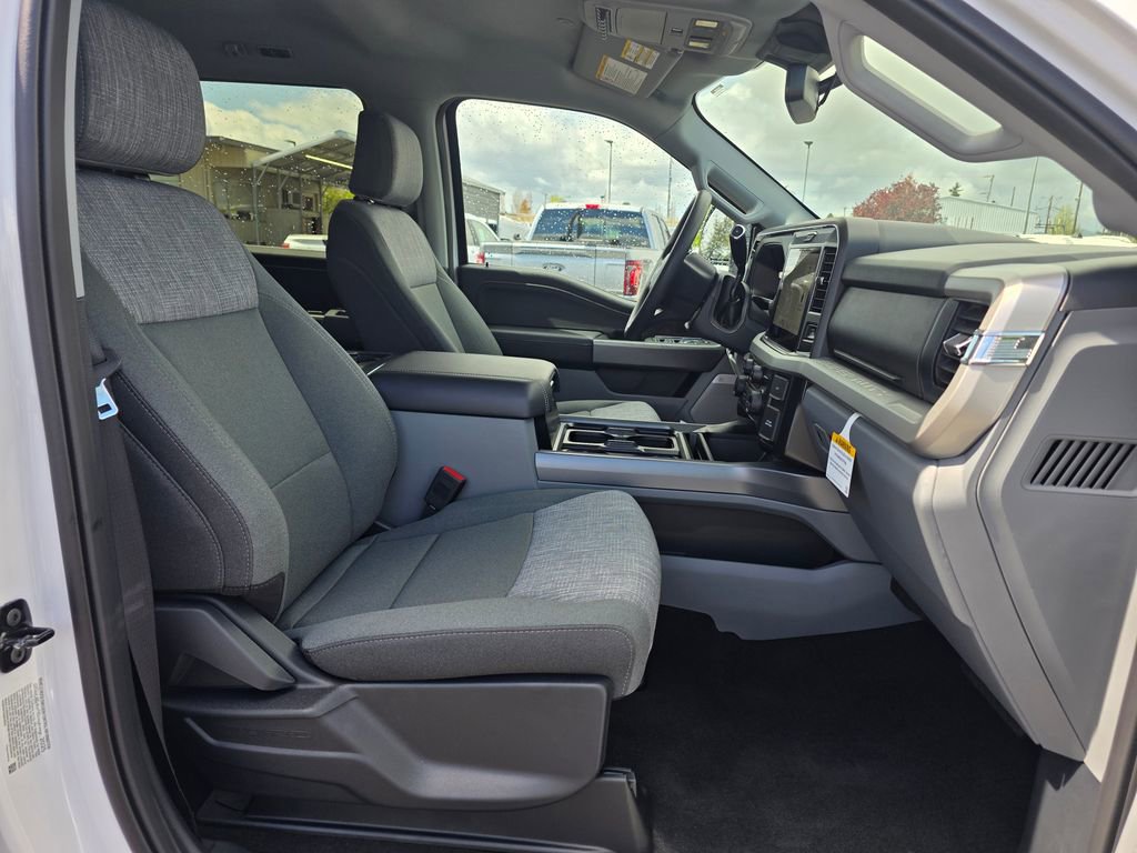 New 2026 Ford F250 XLT w/ XLT Premium Package AWD/4WD image 21