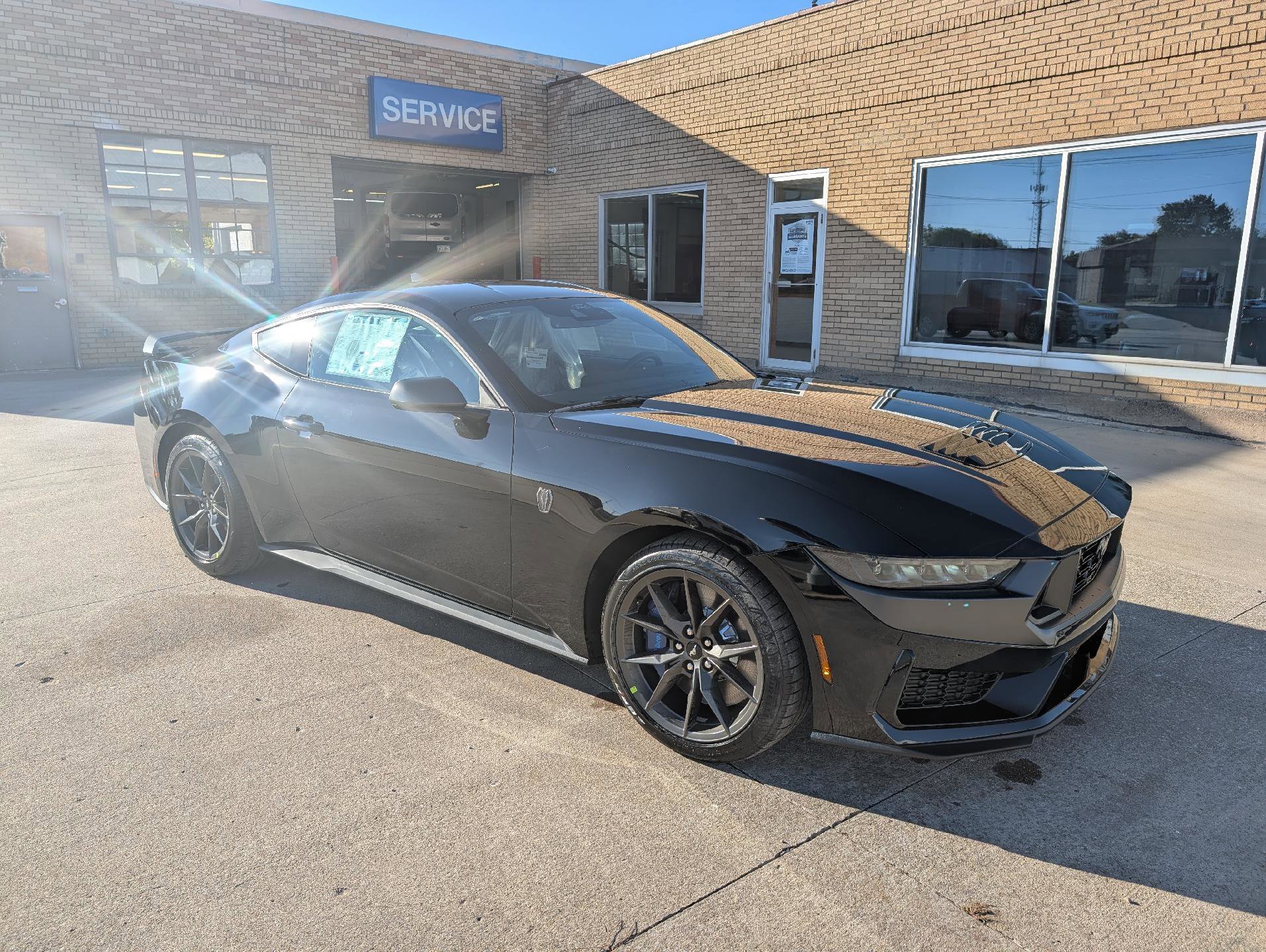 New 2025 Ford Mustang Dark Horse image 5