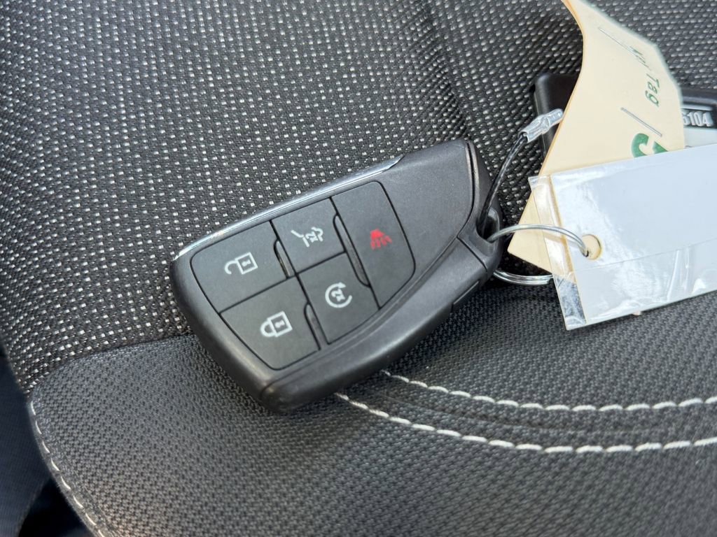 Used 2024 Chevrolet Traverse LT image 34