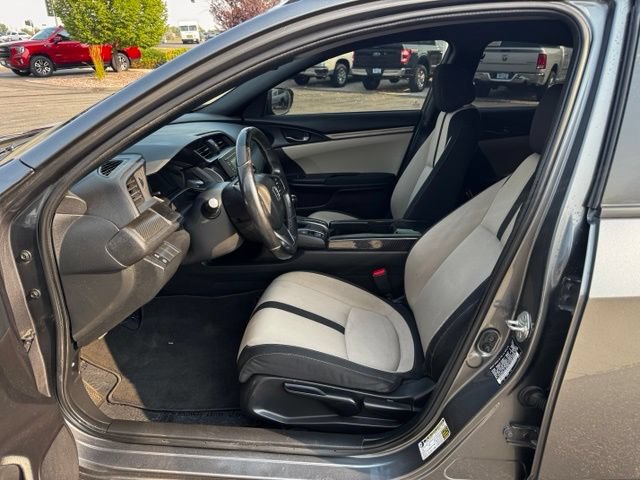 Used 2018 Honda Civic Sport image 14
