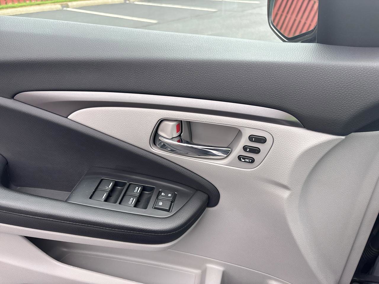Used 2021 Honda Pilot Special Edition image 15